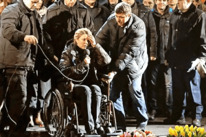 Плачте, бабусі і дідусі: в Юлії Тимошенко – обшуки