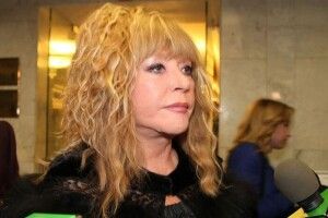 Пугачова залишила Росію разом із дітьми на приватному літаку