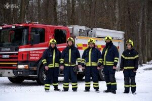 Шестеро відважних: волиняни та переселенці з Харківщини стали частиною добровільної пожежної команди (Відео)