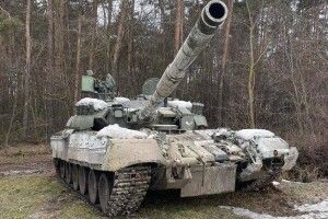 «На Москву своїм ходом»: на Сумщині окупанти кинули техніку та пішли в РФ пішки (Відео)