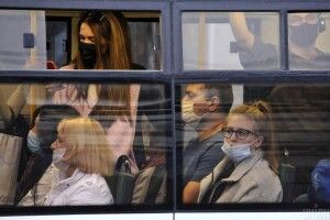 Чи зупинять громадський транспорт в умовах карантину вихідного дня  