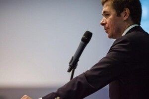 Адвокат Порошенка Новіков: обіцяного Гордоном «шоу з викриттями» не відбулось