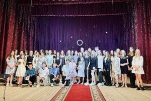 У громаді на Волині з перемогами у конкурсах привітали учнівську молодь