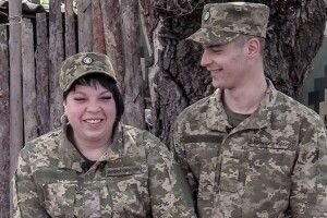 У зоні ООС побралися військові з Волині (Фото)