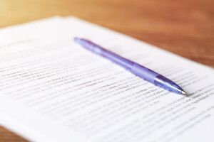 Від сьогодні в Польщі утричі подорожчає дозвіл на роботу іноземців