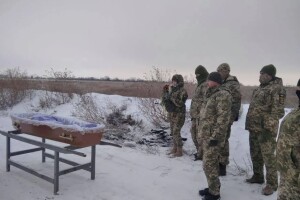 Маленький син залишився сиротою: на Донбасі трагічно загинула молода військова