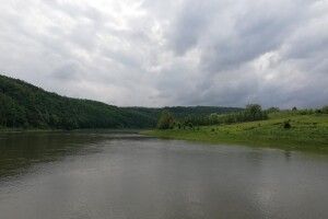 У Дністрі втопився 10-річний хлопчик-пастух: разом із товаришем полізли у воду в саморобних жилетах із пластикових пляшок