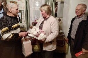 У громаді на Волині довгожителя привітали з поважним ювілеєм
