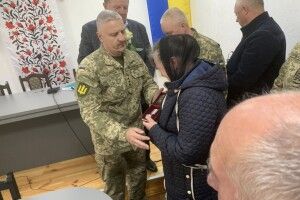 Рідні полеглих Героїв з Волині отримали їхні посмертні нагороди