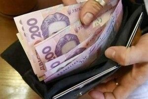 Уряд Зеленського вдруге «заморозив» підвищення зарплат освітянам, передбачене законом 