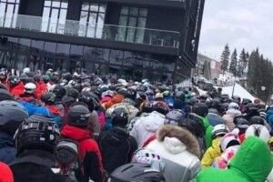 Британці, які відпочивали у Буковелі, привезли нам новий штам коронавірусу