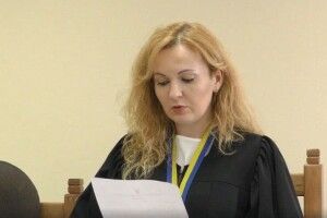 Луцька суддя прикупила землі з будинком за майже 1,7 мільйона гривень