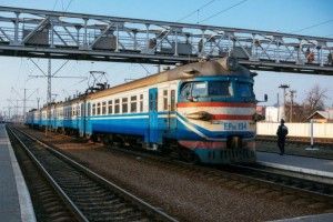 Львівська залізниця інформує про зміни в розкладі руху приміських поїздів
