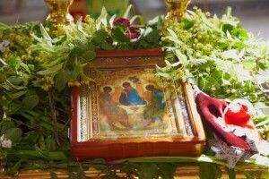Сьогодня Свята Трійця:  що не можна робити
