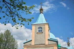 Волинський митрополит відвідав парафію, яка нещодавно перейшла до ПЦУ