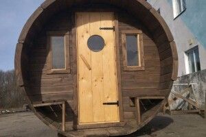 На Волині виготовляють лазні-діжки для українських воїнів (Фото, відео) 