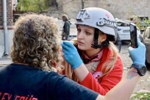Дві волонтерки Українського Червоного Хреста отримали медалі Флоренс Найтінгейл
