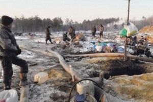 На Рівненщині затримали агресивних та озброєних бурштинокопачів