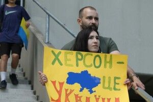 «Російська армія відходить вп'яте»: Арестович прокоментував звільнення Херсона