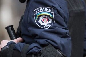 З'явилося відео звірячого побиття «орлами Авакова» мітингарів на Рівненщині, які вийшли протестувати проти заїжджої «вати» (Відео)