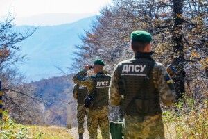 Пошуки роботи українець розпочав із порушення законодавства України (Фото)