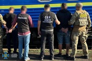 СБУ і Нацполіція викрили 12 схем ухилення від мобілізації: на Волині затримала провідника поїзда