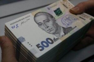 Більшість українців проти легалізації ринку секс-послуг для поповнення бюджету України — опитування