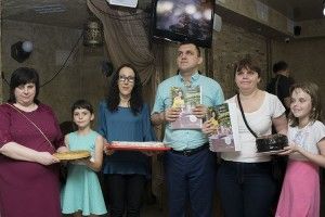 У Луцьку відбулася презентація книги шрифтом Брайля «Солодка неділя» 