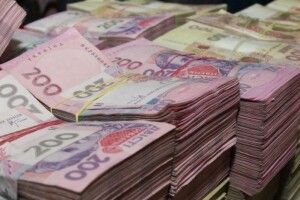 Стало відомо, за скільки ремонтуватимуть розбиті рівненські дороги