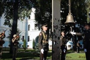 Петро Порошенко: «Слава героям, що віддали життя у боротьбі за Україну!»