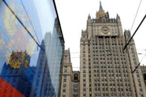 На росії знову звинувачують Захід щодо блокування переговорів між Києвом та москвою