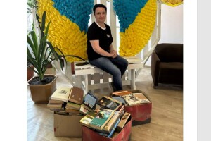 На Волині жінка принесла з дому у бібліотеку 323 книги російською мовою