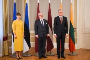Президенти країн Балтії засудили спроби РФ переписати історію