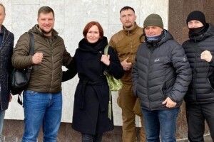 Настрій – бойовий: кандидатка від «Євросолідарності» дитячий кардіохірург Юлія Кузьменко подала документи у ЦВК