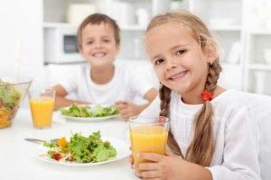 У 5 школах Львова діти з батьками зможуть складати шкільне меню
