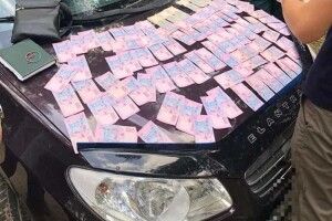 Рівненський чиновник хотів грошей за дозвіл порушувати карантин (Фото)