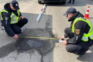 Понад 250 недоліків у стані доріг на Волині зафіксували патрульні під час весняних обстежень