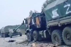 На Херсонщині знищили довгу колону російської техніки: на дорозі лежать трупи окупантів