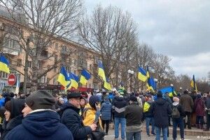 Депутати Херсонської облради не хочуть терористичу бананову республіку «Х*Р»