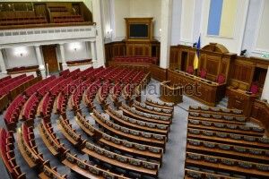  Опитування: у трійці лідерів партії Залужного, Зеленського та Порошенка
