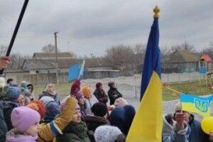 «Тварі, скоти, дамой» - як населення Херсонщини зустрічає окупантів (Відео)