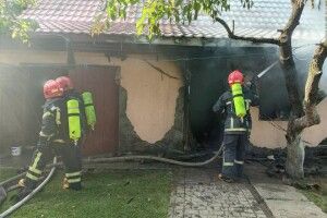 На Рівненщині горіло приватне господарство (Фото)