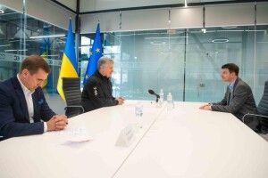 Порошенко обговорив з новим послом Австрії зміцнення підтримки України та депутінізацію росії