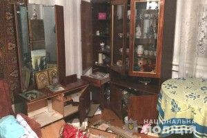 На Рівненщині рецидивіст з 25-літнім стажем задушив стареньку родичку і перевернув хату в пошуках наживи (Фото)