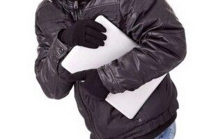 На Волині затримали молодиків, які викрали з ліцею ноутбук та 7 кг риби