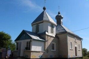 Митрополит Луцький і Волинський Михаїл освятив церкву 