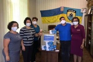 Громада на Волині отримала захисні маски і рукавички