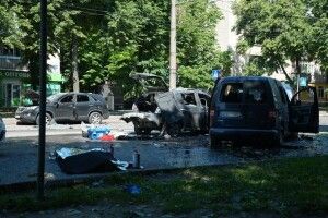 Кривавий ранок у Сумах: ракетний удар забрав життя та скалічив десятки людей