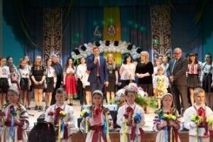 У селі на Волині музична школа зі своїми вихованцями відсвяткувала 40-літній ювілей (Фото)