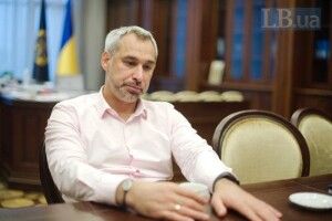 Колишній Генпрокурор Рябошапка заявив, що Зеленський обговорював «справи Порошенка» з керівниками правоохоронних органів 